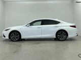 2020 Lexus ES 300h F Sport Sedan for sale, Japanese used car export - photo 22 of 24 | GULJI TRADERS