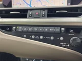 2020 Lexus ES 300h Sedan for sale, Japanese used car export - photo 16 of 24 | GULJI TRADERS