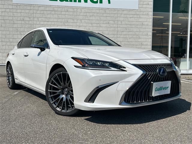 2020 Lexus ES 300h Sedan for sale, Japanese used car export - photo 1 of 24 | GULJI TRADERS