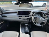 2020 Lexus ES 300h Sedan for sale, Japanese used car export - photo 8 of 24 | GULJI TRADERS