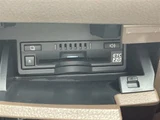 2020 Lexus ES 300h Sedan for sale, Japanese used car export - photo 17 of 24 | GULJI TRADERS