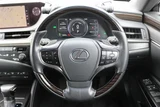 2020 Lexus ES ES300h Sedan for sale, Japanese used car export - photo 18 of 30 | GULJI TRADERS