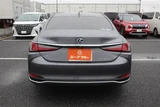 2020 Lexus ES ES300h Sedan for sale, Japanese used car export - photo 8 of 30 | GULJI TRADERS