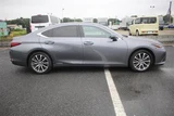 2020 Lexus ES ES300h Sedan for sale, Japanese used car export - photo 9 of 30 | GULJI TRADERS