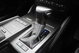 2020 Lexus ES ES300h Sedan for sale, Japanese used car export - photo 20 of 30 | GULJI TRADERS