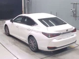 2020 Lexus ES ES300h Sedan for sale, Japanese used car export - photo 6 of 13 | GULJI TRADERS