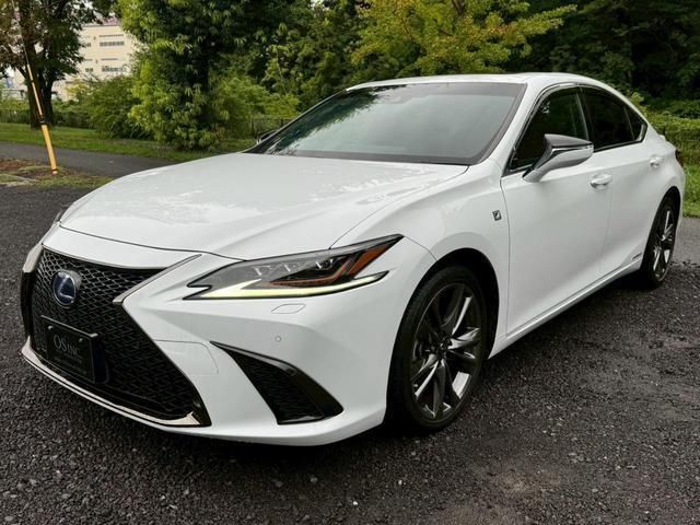 2020 Lexus ES 300h F Sport - photo 1 2020 Lexus ES 300h F Sport Sedan for sale, Japanese used car export - photo 1 of 9 | GULJI TRADERS
