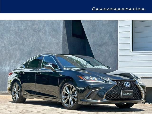 2020 Lexus ES ES300h F Sport Sedan for sale, Japanese used car export - photo 1 of 9 | GULJI TRADERS