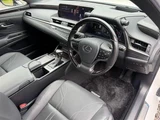 2021 Lexus ES 300h VerL Sedan for sale, Japanese used car export - photo 5 of 10 | GULJI TRADERS