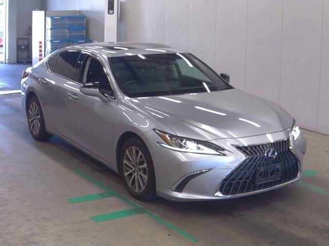 2021 Lexus ES ES300h Hybrid - photo 1 2021 Lexus ES ES300h Hybrid Sedan for sale, Japanese used car export - photo 1 of 6 | GULJI TRADERS