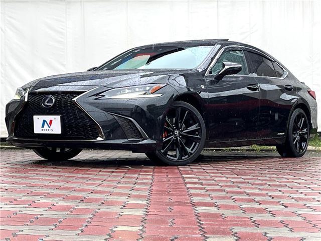2022 Lexus ES ES300h F Sport - photo 1 2022 Lexus ES ES300h F Sport Sedan for sale, Japanese used car export - photo 1 of 30 | GULJI TRADERS