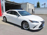 2022 Lexus ES 300h Sedan for sale, Japanese used car export - photo 29 of 79 | GULJI TRADERS