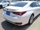 2022 Lexus ES 300h Sedan for sale, Japanese used car export - photo 37 of 79 | GULJI TRADERS