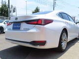 2022 Lexus ES 300h Sedan for sale, Japanese used car export - photo 38 of 79 | GULJI TRADERS