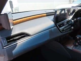 2022 Lexus ES 300h Sedan for sale, Japanese used car export - photo 54 of 79 | GULJI TRADERS
