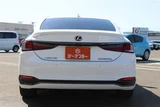 2022 Lexus ES ES300h F SPORT Sedan for sale, Japanese used car export - photo 11 of 30 | GULJI TRADERS