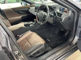 2022 Lexus ES ES300h Sedan for sale, Japanese used car export - photo 5 of 11 | GULJI TRADERS