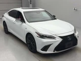 2022 Lexus ES ES300h F Sport Sedan for sale, Japanese used car export - photo 6 of 9 | GULJI TRADERS