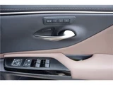 2023 Lexus ES 300h Sedan for sale, Japanese used car export - photo 54 of 74 | GULJI TRADERS