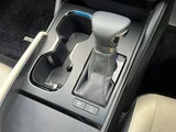 2023 Lexus ES ES300h Sedan for sale, Japanese used car export - photo 20 of 28 | GULJI TRADERS