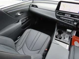 2024 Lexus ES 300h F Sport Sedan for sale, Japanese used car export - photo 54 of 79 | GULJI TRADERS