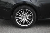 2017 Lexus GS 200t version L Sedan for sale, Japanese used car export - photo 16 of 30 | GULJI TRADERS