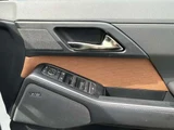 2025 Lexus GX 550 4WD Sedan for sale, Japanese used car export - photo 33 of 75 | GULJI TRADERS