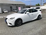2013 Lexus IS IS300h Sedan for sale, Japanese used car export - photo 37 of 45 | GULJI TRADERS