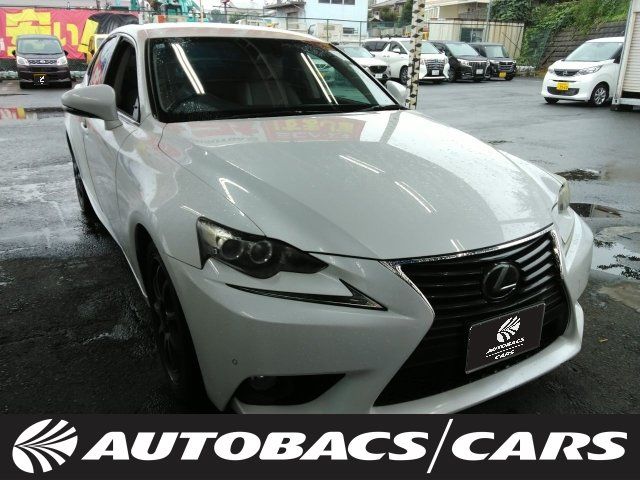 2013 Lexus IS 2500 IS300h version L FCVT 2WD Sedan for sale, Japanese used car export - photo 1 of 3 | GULJI TRADERS