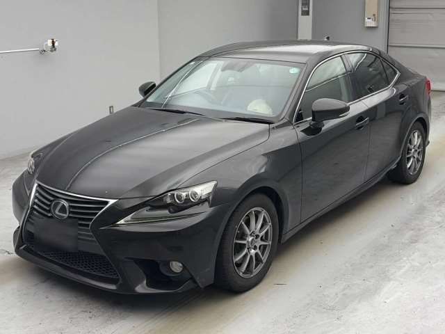 2013 Lexus IS IS300h - photo 1 2013 Lexus IS IS300h Sedan for sale, Japanese used car export - photo 1 of 11 | GULJI TRADERS