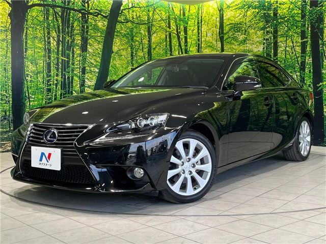 2014 Lexus IS IS300h - photo 1 2014 Lexus IS IS300h Sedan for sale, Japanese used car export - photo 1 of 30 | GULJI TRADERS