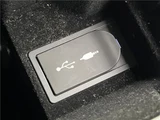 2014 Lexus IS IS300h Sedan for sale, Japanese used car export - photo 26 of 30 | GULJI TRADERS