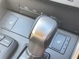 2015 Lexus IS 300h Sedan for sale, Japanese used car export - photo 16 of 24 | GULJI TRADERS