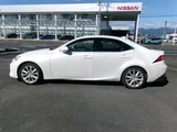 2015 Lexus IS 300h Sedan for sale, Japanese used car export - photo 20 of 24 | GULJI TRADERS