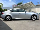 2016 Lexus IS IS300h Sedan for sale, Japanese used car export - photo 28 of 30 | GULJI TRADERS