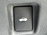 2016 Lexus IS 200t F Sport Sedan for sale, Japanese used car export - photo 19 of 24 | GULJI TRADERS