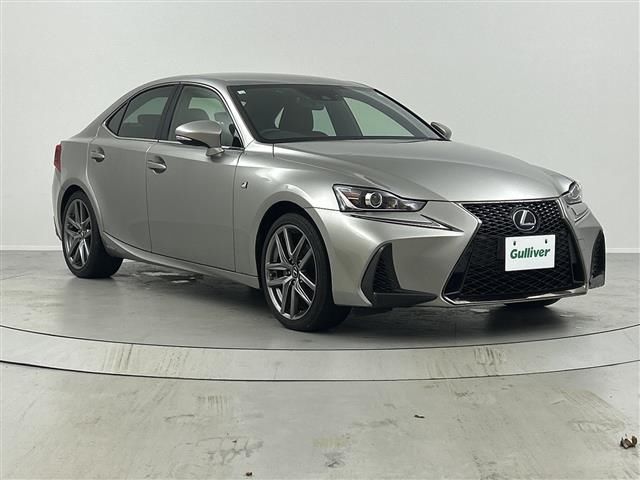 2016 Lexus IS 300h F Sport - photo 1 2016 Lexus IS 300h F Sport Sedan for sale, Japanese used car export - photo 1 of 24 | GULJI TRADERS