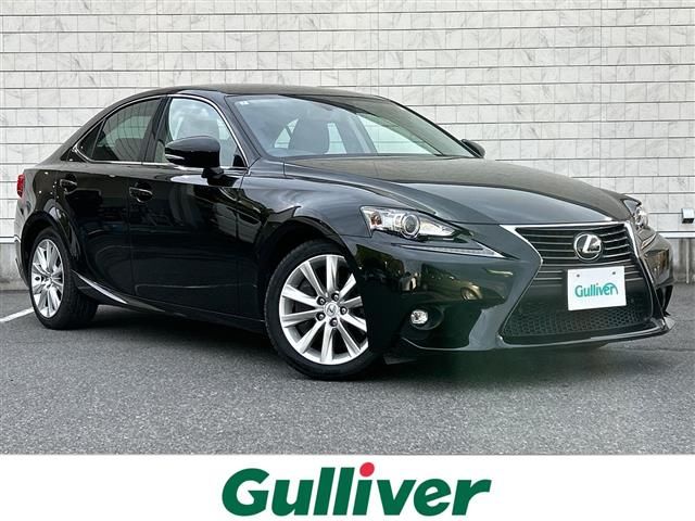 2016 Lexus IS 350 - photo 1 2016 Lexus IS 350 Sedan for sale, Japanese used car export - photo 1 of 24 | GULJI TRADERS
