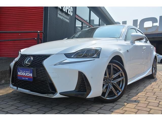 2016 Lexus IS IS200t F Sport - photo 1 2016 Lexus IS IS200t F Sport Sedan for sale, Japanese used car export - photo 1 of 10 | GULJI TRADERS