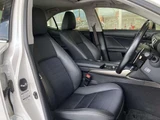 2016 Lexus IS 300h Sedan for sale, Japanese used car export - photo 4 of 10 | GULJI TRADERS