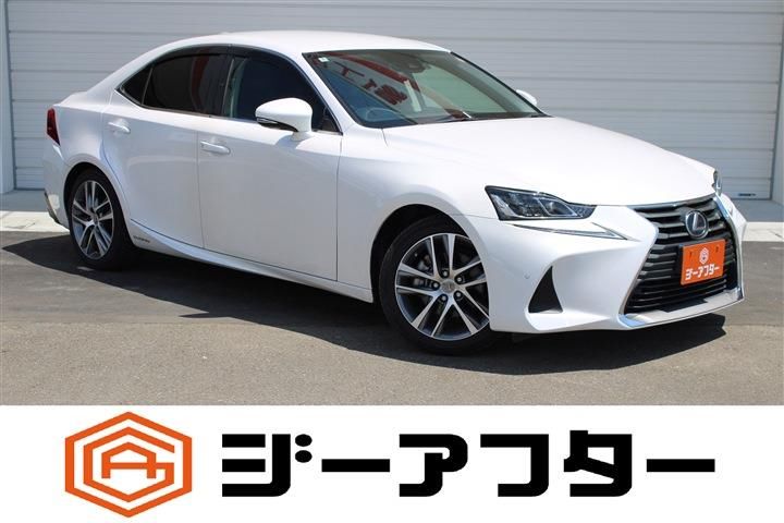 2016 Lexus IS 300h Sedan for sale, Japanese used car export - photo 1 of 30 | GULJI TRADERS