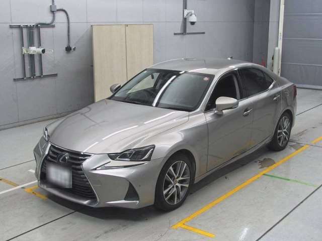 2016 Lexus IS IS300h Sedan for sale, Japanese used car export | GULJI TRADERS
