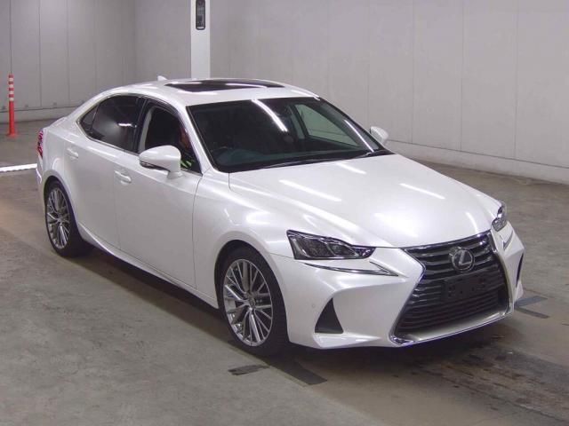 2016 Lexus IS IS200t Sedan for sale, Japanese used car export | GULJI TRADERS