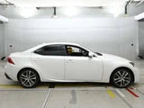 2016 Lexus IS IS200t Sedan for sale, Japanese used car export - photo 9 of 9 | GULJI TRADERS