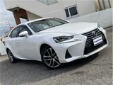2017 Lexus IS 300h 4WD Sedan for sale, Japanese used car export - photo 37 of 73 | GULJI TRADERS