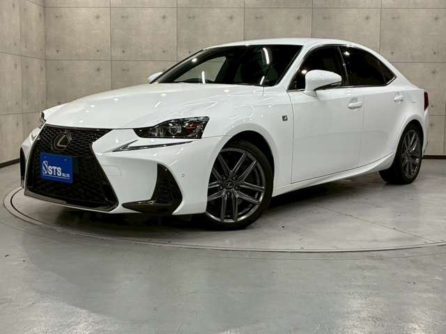 2017 Lexus IS 200t F Sport Sedan for sale, Japanese used car export | GULJI TRADERS
