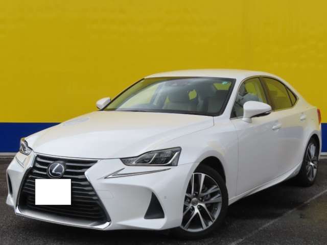 2017 Lexus IS IS300h Sedan for sale, Japanese used car export | GULJI TRADERS