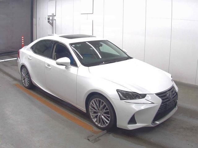 2017 Lexus IS IS300h Sedan for sale, Japanese used car export | GULJI TRADERS