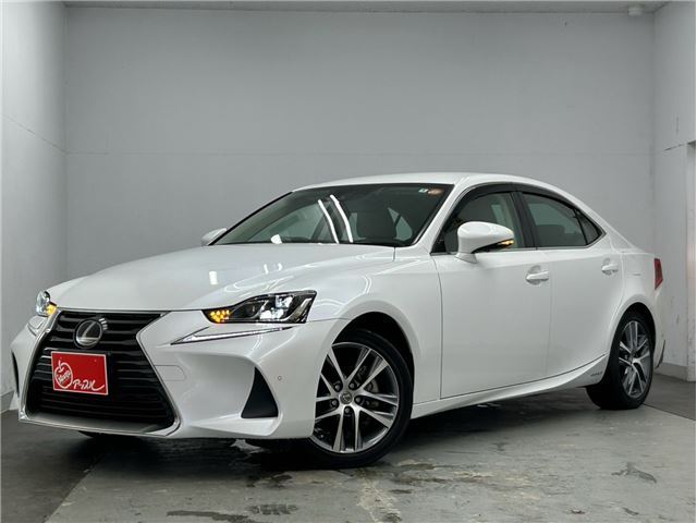 2018 Lexus IS IS300h Sedan for sale, Japanese used car export | GULJI TRADERS
