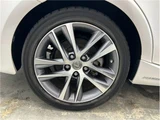 2018 Lexus IS IS300h Sedan for sale, Japanese used car export - photo 40 of 44 | GULJI TRADERS